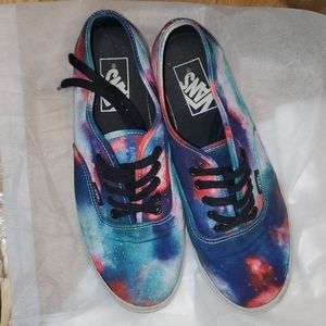 Selling in other post, in closet